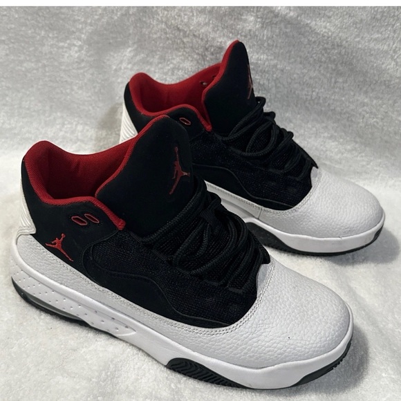 Jordan Low-Top Sneakers in Black White & Red